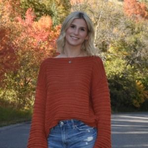 Meet your Posher, Claire